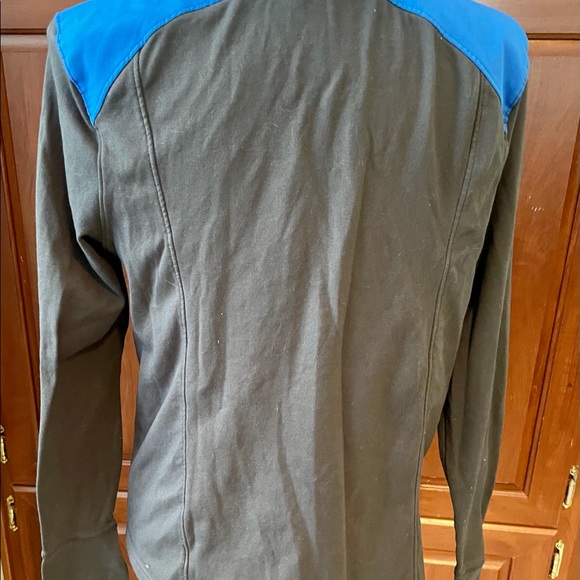 Light weight jacket - Picture 3 of 5